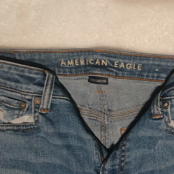 American Eagle Outfitters Women's Ripped Blue Boyfriend Jeans - Picture 2 of 5